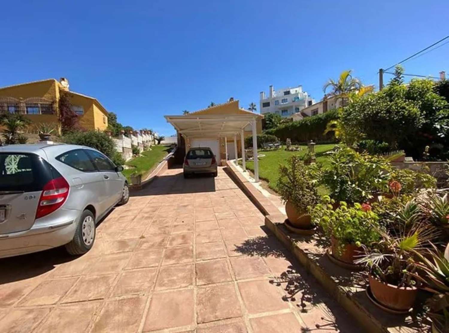 Villa Independiente en Venta en El Faro, a solo 1000 metros de la Playa